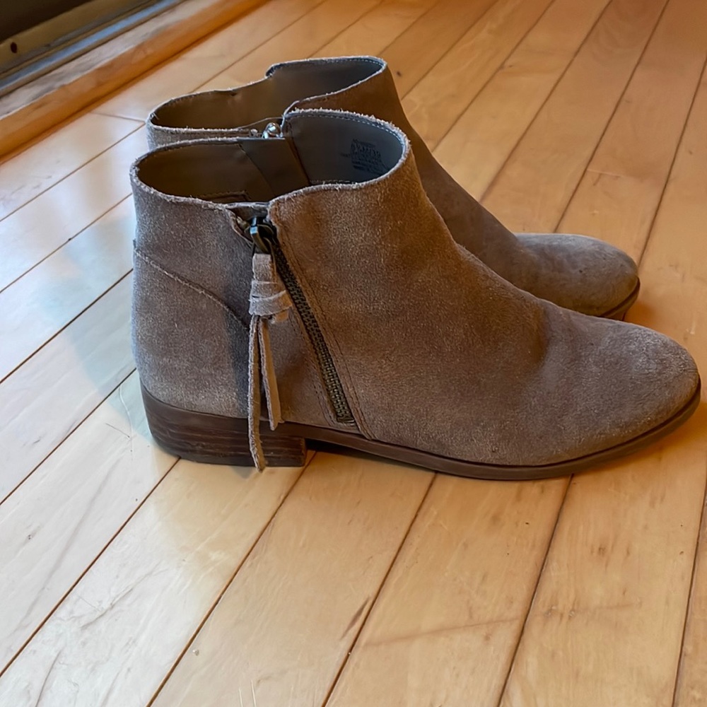 Sole Society Abbott booties